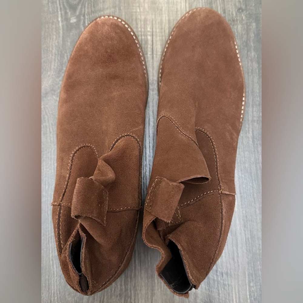 Women's Suede Chelsea Boot - Picture 6 of 6